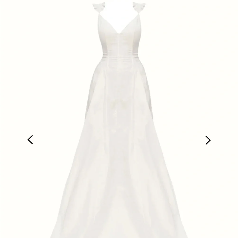 NWT Andrea Iyamah Vola White Maxi Dress - Picture 10 of 13